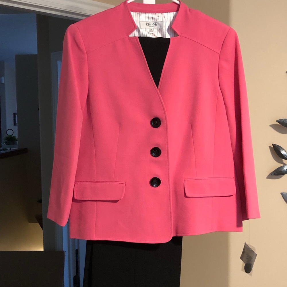 Kasper women’s pant suite size 14 inseam 34 Brand New